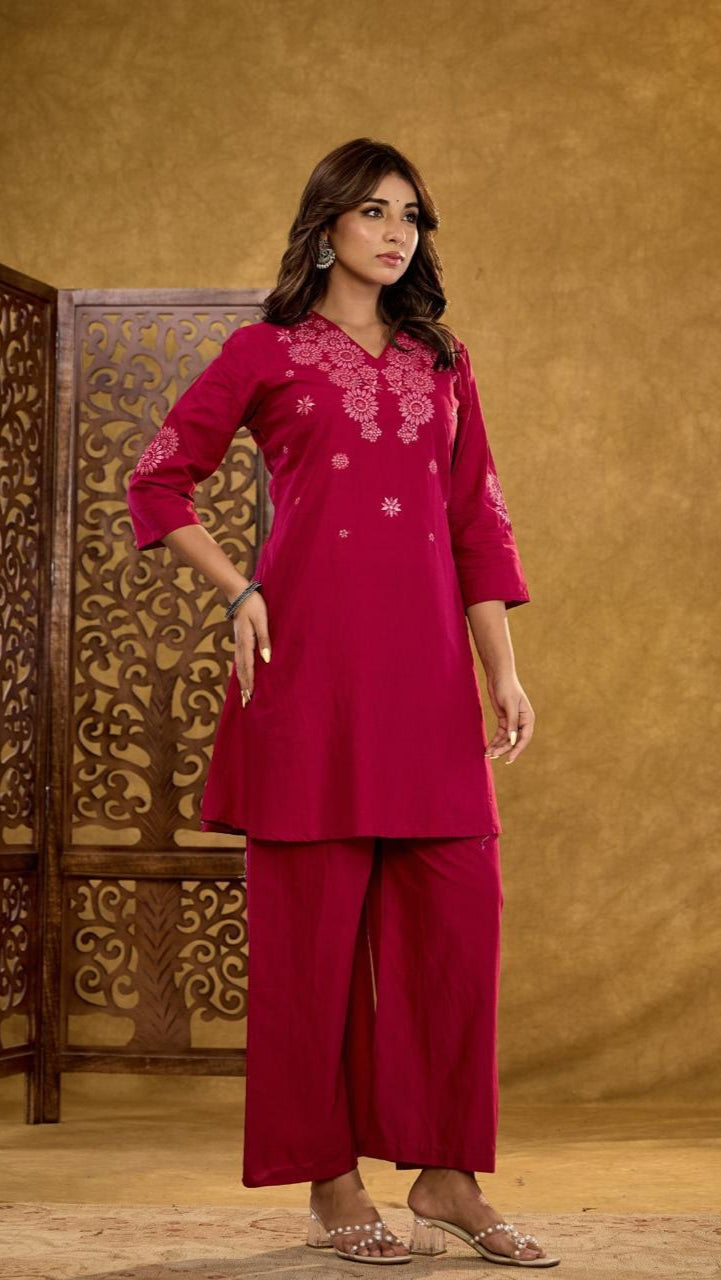 Floral Embroidered Cotton Kurta Set – Everyday Comfort & Festive Grace